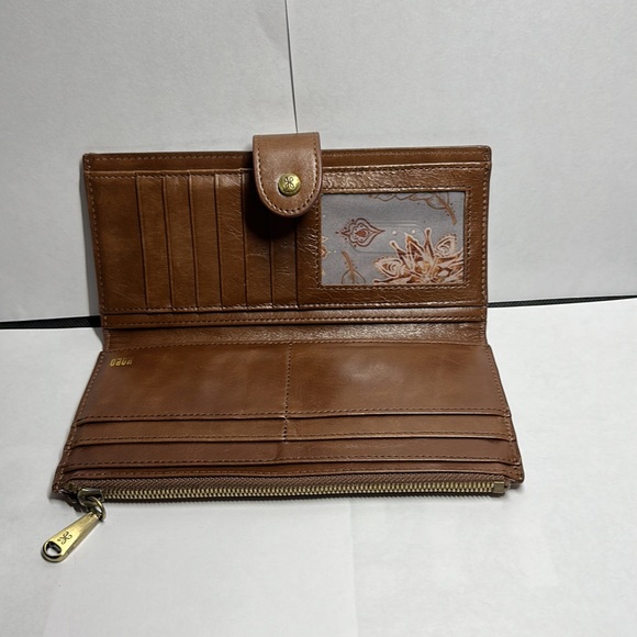 HOBO Wallet Full Size - Picture 2 of 7